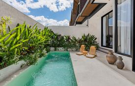 2 dormitorio villa 151 m² en Pererenan, Indonesia. $298 000