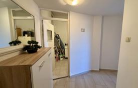 4 dormitorio piso 86 m² en Primorje-Gorski Kotar County, Croacia. 236 000 €