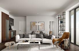 5 dormitorio piso en Dundas Street East, Canadá. C$897 000