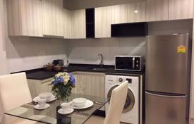 1-dormitorio apartamentos en condominio en Watthana, Tailandia. $367 000