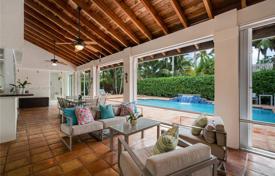 Casa de pueblo – Palmetto Bay, Florida, Estados Unidos. $1 624 000