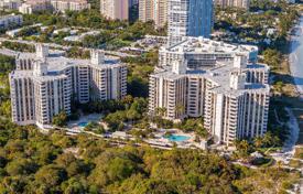 2-dormitorio apartamentos en condominio 131 m² en Key Biscayne, Estados Unidos. $899 000