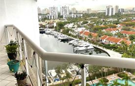 Condominio – Yacht Club Drive, Aventura, Florida,  Estados Unidos. $470 000