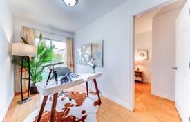 5 dormitorio casa de pueblo en Scarborough, Canadá. C$1 171 000