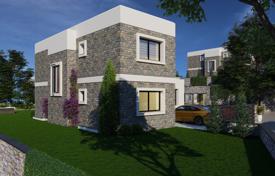 Casas Unifamiliares con Vistas al Mar Cerca de la Playa en Bodrum. $2 668 000