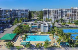 Condominio – Hallandale Beach, Florida, Estados Unidos. $310 000