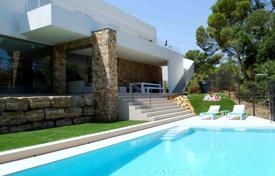 4 dormitorio villa en Girona, España. 4 200 €  por semana
