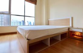 1-dormitorio apartamentos en condominio en Watthana, Tailandia. $110 000