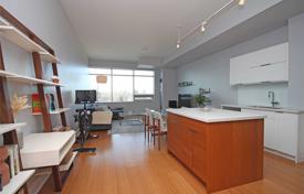 1 dormitorio piso en Eglinton Avenue East, Canadá. C$871 000