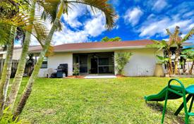 3 dormitorio casa de pueblo 180 m² en Sunrise, Estados Unidos. $529 000
