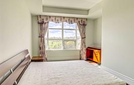 8 dormitorio piso en North York, Canadá. C$1 265 000