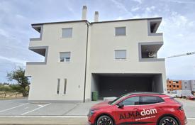 3 dormitorio piso 102 m² en Pula, Croacia. 306 000 €