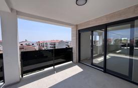 4 dormitorio piso 165 m² en Privlaka, Croacia. 449 000 €