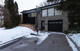 Casa de pueblo – North York, Toronto, Ontario,  Canadá. C$1 895 000