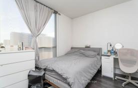 5 dormitorio piso en North York, Canadá. C$1 074 000