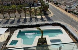 2 dormitorio piso 75 m² en Cabo Roig, España. 440 000 €