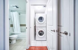 5 dormitorio piso en North York, Canadá. C$874 000