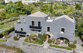 14 dormitorio mansión 550 m² en Acireale, Italia. Price on request