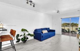 2-dormitorio apartamentos en condominio 73 m² en Miami, Estados Unidos. $360 000