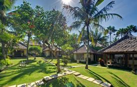 Villa – Badung, Indonesia. 11 200 €  por semana