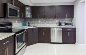 Condominio – North Miami, Florida, Estados Unidos. $410 000