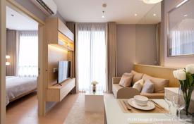 1-dormitorio apartamentos en condominio en Watthana, Tailandia. $219 000