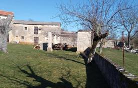 4 dormitorio casa de pueblo 160 m² en Pazin, Croacia. 280 000 €
