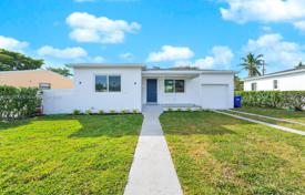 Casa de pueblo – North Miami Beach, Florida, Estados Unidos. $515 000