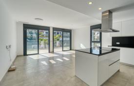 3 dormitorio piso 261 m² en Estepona, España. 860 000 €