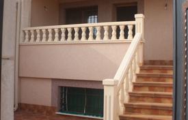 2 dormitorio piso 225 m² en Torrevieja, España. 330 000 €