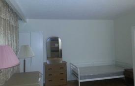 8 dormitorio casa de pueblo en Etobicoke, Canadá. C$1 439 000