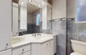 9 dormitorio casa de pueblo en Old Toronto, Canadá. C$2 573 000