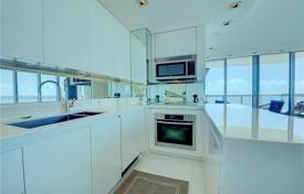 2-dormitorio apartamentos en condominio 120 m² en Miami Beach, Estados Unidos. $3 200 000