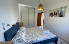 2 dormitorio piso 65 m² en Calp, España. 349 000 €