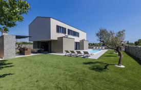 5 dormitorio casa de pueblo 242 m² en Marcana, Croacia. 882 000 €