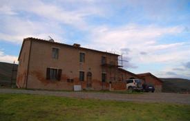 6 dormitorio villa 1110 m² en Asciano, Italia. 1 000 000 €