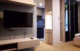 Condominio en Bang Rak, Tailandia. $185 000