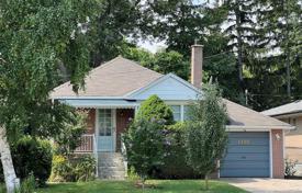 Casa de pueblo – Etobicoke, Toronto, Ontario,  Canadá. C$1 443 000