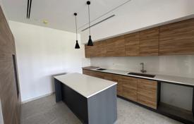 2 dormitorio piso 212 m² en Agios Tychonas, Chipre. 1 111 000 €