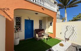 3 dormitorio chalet 150 m² en Los Cristianos, España. 950 000 €