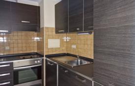 3 dormitorio piso 94 m² en Pomorie, Bulgaria. 56 000 €