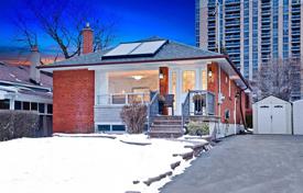 Casa de pueblo – Scarborough, Toronto, Ontario,  Canadá. C$1 321 000