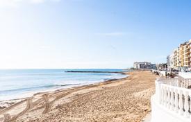2 dormitorio chalet 75 m² en Torrevieja, España. 330 000 €
