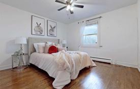 5 dormitorio casa de pueblo en Etobicoke, Canadá. C$1 866 000