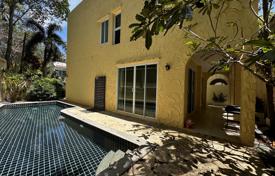 5 dormitorio villa 230 m² en Phuket, Tailandia. $233 000