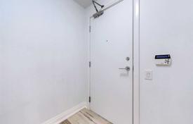 3 dormitorio piso en Scarborough, Canadá. C$872 000