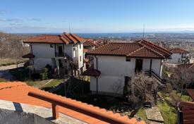 3 dormitorio piso 96 m² en Kosharitsa, Bulgaria. 97 000 €