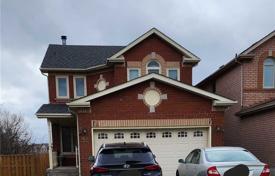 5 dormitorio casa de pueblo en Scarborough, Canadá. C$1 495 000