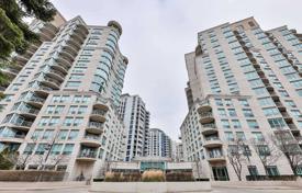 2 dormitorio piso en Lake Shore Boulevard West, Canadá. C$825 000