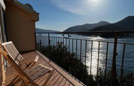 5 dormitorio chalet 148 m² en Lepetane, Montenegro. 380 000 €